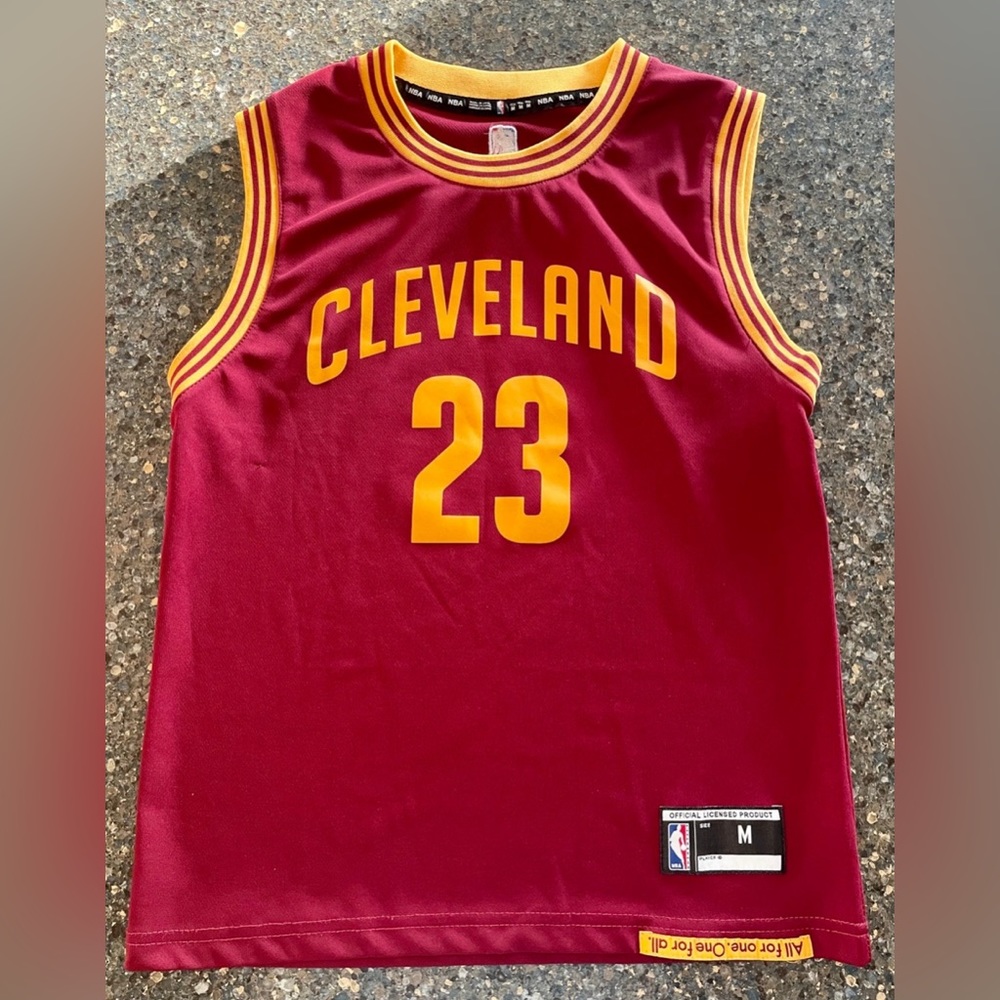Lebron James jersey